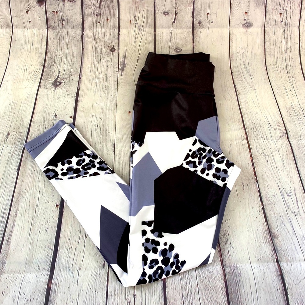 Black and white animal print leggings